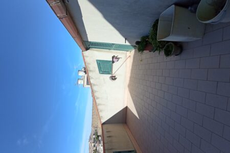 Vendesi **✨ APPARTAMENTO IN PALAZZINA BIFAMILIARE...
